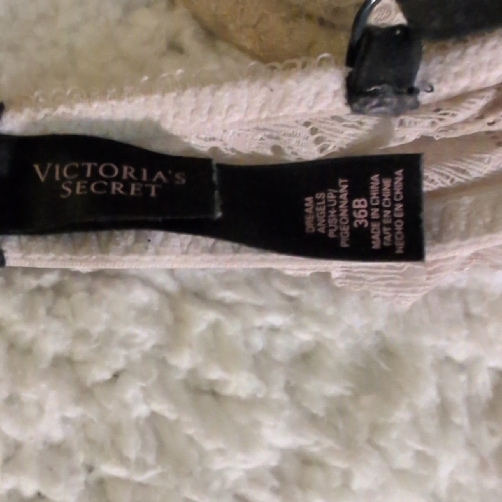Victoria's Secret Cream Bra with Sequin Accents - Picture 2 of 4